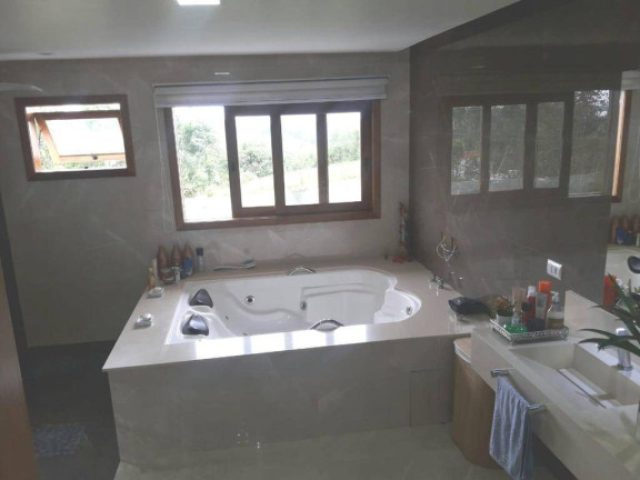 Imagem Casa com 3 Quartos à Venda, 800 m² em Esmeralda Park (caucaia Do Alto) - Cotia Imagem Casa com 3 Quartos à Venda, 800 m² em Esmeralda Park (caucaia Do Alto) - Cotia
