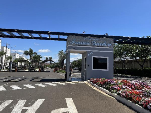 Apartamento com 2 Quartos à Venda, 45 m² em Vila Santa Cruz - Franca