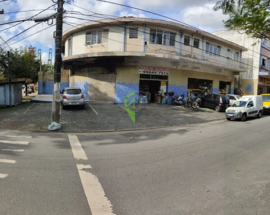 Imóvel Comercial para Alugar, 740 m² em Estuário - Santos