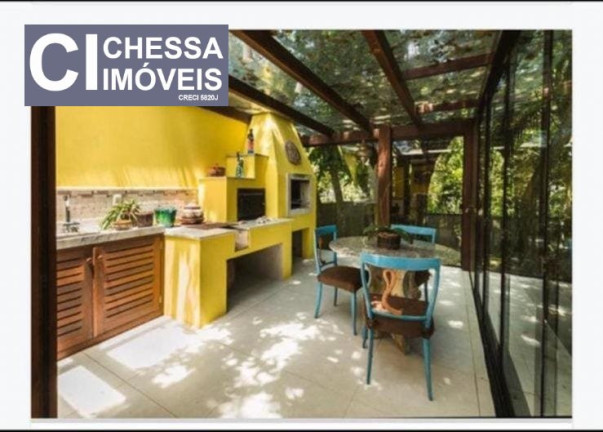 Imagem Casa com 3 Quartos à Venda, 395 m² em Praia De Taquaras - Balneário Camboriú Imagem Casa com 3 Quartos à Venda, 395 m² em Praia De Taquaras - Balneário Camboriú