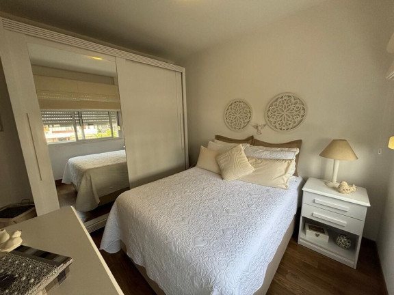 Imagem Imóvel com 3 Quartos à Venda, em Boa Vista - Porto Alegre Imagem Imóvel com 3 Quartos à Venda, em Boa Vista - Porto Alegre