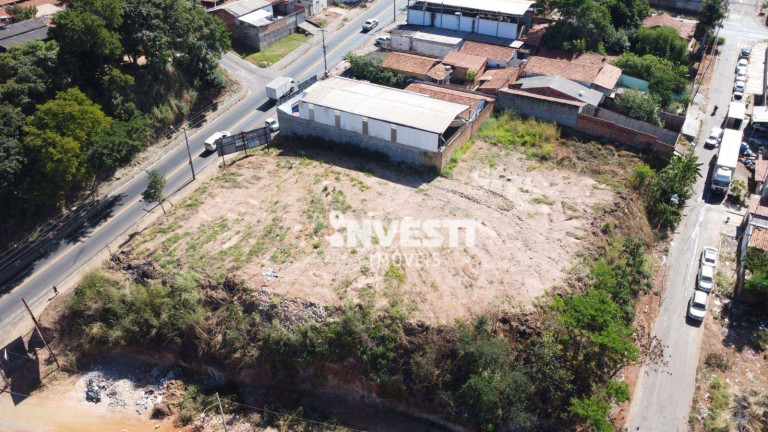 Imagem Terreno à Venda, 2.467 m² em Setor Perim - Goiânia