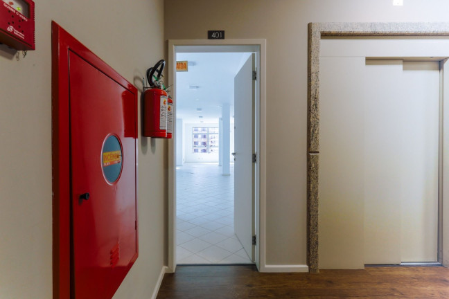 Imagem Sala Comercial para Alugar, 153 m² em Centro - Florianópolis