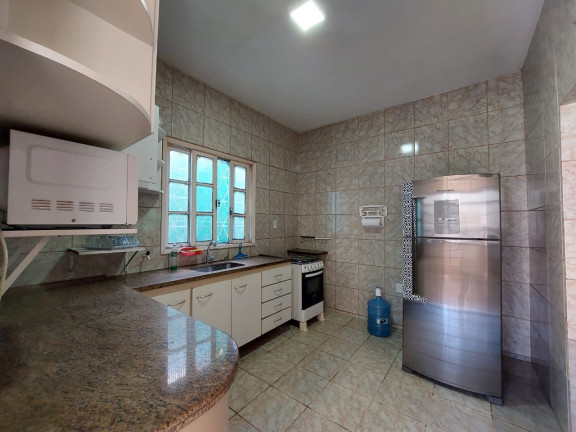 Imagem Casa com 6 Quartos à Venda, 200 m² em Perocão - Guarapari