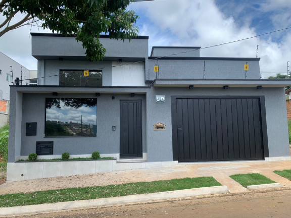 Imagem Casa com 3 Quartos à Venda,  em Parque Real - Pouso Alegre