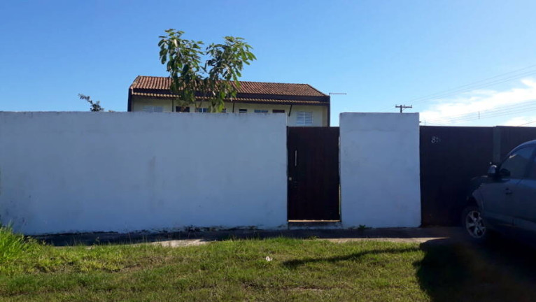 Imagem Casa com 3 Quartos à Venda, 324 m² em Estância São José - Peruíbe