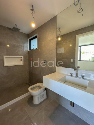 Imagem Casa de Condomínio com 5 Quartos à Venda, em Barra Da Tijuca - Rio De Janeiro Imagem Casa de Condomínio com 5 Quartos à Venda, em Barra Da Tijuca - Rio De Janeiro