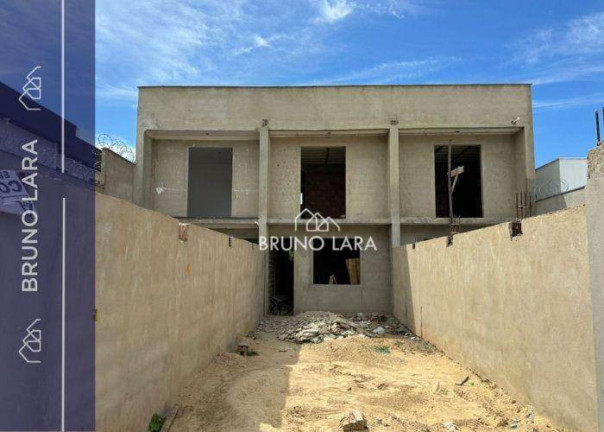 Casa com 2 Quartos à Venda, 80 m² em Bom Retiro - Betim