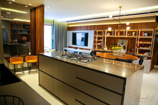 Imagem Apartamento com 3 Quartos à Venda, 210 m² em Agronômica - Florianópolis Imagem Apartamento com 3 Quartos à Venda, 210 m² em Agronômica - Florianópolis