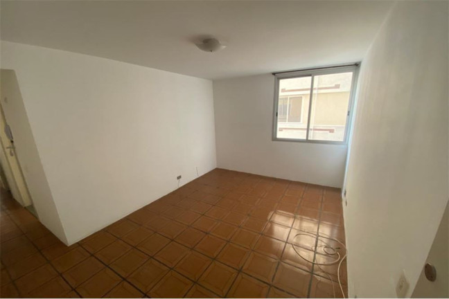 Imóvel com 2 Quartos à Venda,  em Pinheiros - São Paulo