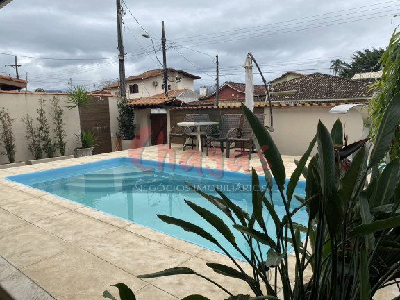 Sobrado com 5 Quartos à Venda, 360 m² em Pontal De Santa Marina - Caraguatatuba