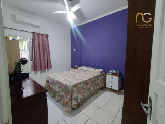 Imagem Casa com 4 Quartos à Venda, 220 m² em Tupi - Praia Grande