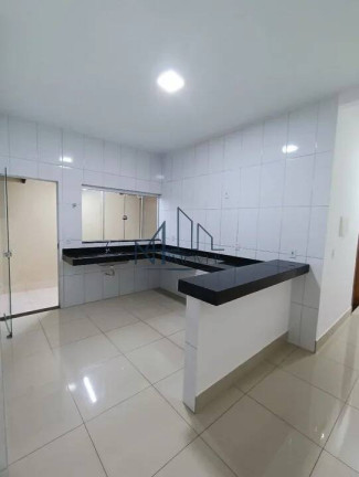 Imagem Casa com 3 Quartos à Venda, 180 m² em Independência - 2º Complemento - Aparecida De Goiânia