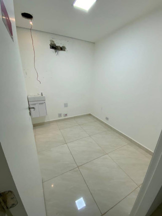 Sala Comercial para Alugar, 100 m² em Vila Azevedo - São Paulo