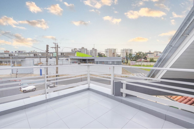 Imagem Casa com 4 Quartos à Venda, 378 m² em Centro - Canoas