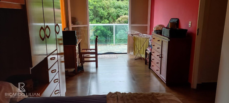 Imagem Imóvel com 4 Quartos à Venda, 1.124 m² em Centro - Guararema Imagem Imóvel com 4 Quartos à Venda, 1.124 m² em Centro - Guararema