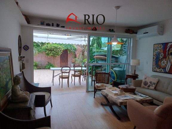 Imagem Casa com 5 Quartos à Venda, 178 m² em Barra Da Tijuca - Rio De Janeiro Imagem Casa com 5 Quartos à Venda, 178 m² em Barra Da Tijuca - Rio De Janeiro