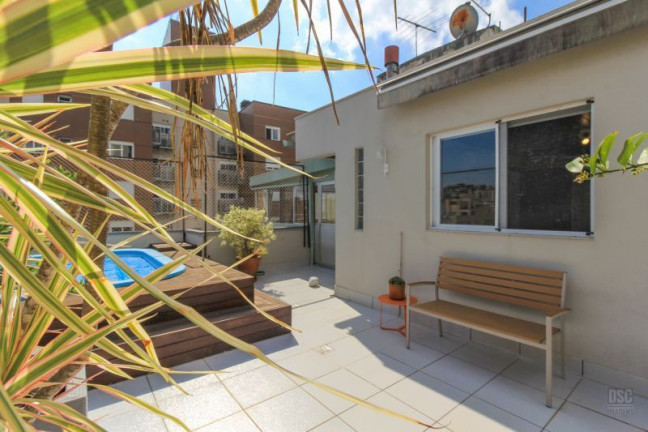Imagem Imóvel com 3 Quartos à Venda, 200 m² em Auxiliadora - Porto Alegre Imagem Imóvel com 3 Quartos à Venda, 200 m² em Auxiliadora - Porto Alegre
