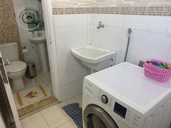 Imagem Casa com 2 Quartos à Venda, 70 m² Imagem Casa com 2 Quartos à Venda, 70 m²