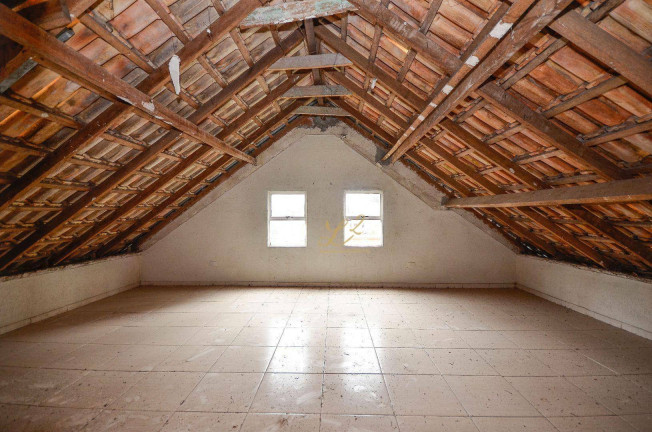 Imagem Sobrado com 3 Quartos à Venda, 117 m² em Cristo Rei - Curitiba