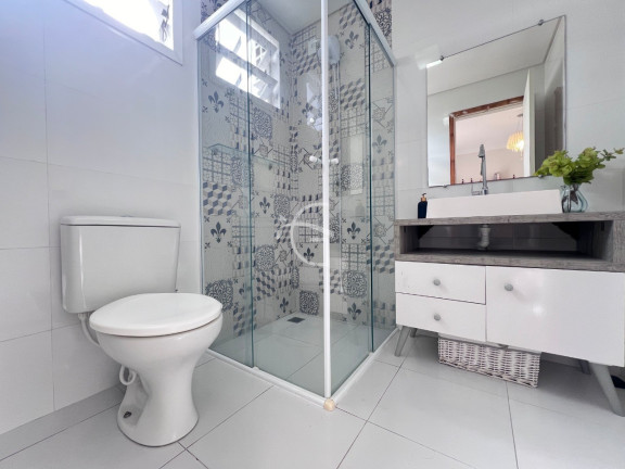 Imagem Casa com 3 Quartos à Venda, em Itaum - Joinville Imagem Casa com 3 Quartos à Venda, em Itaum - Joinville