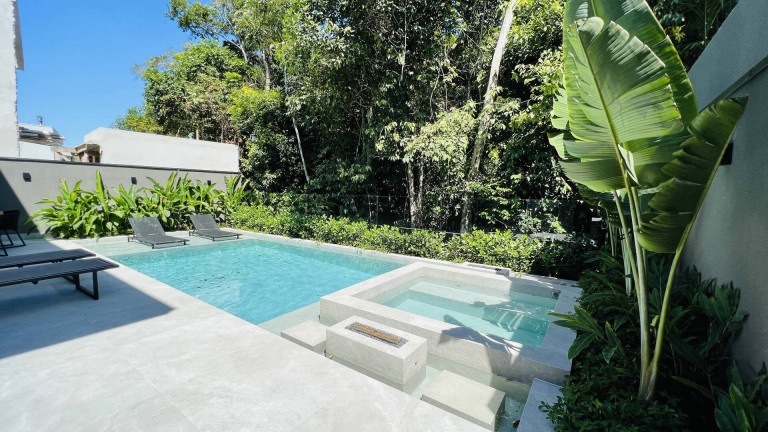 Imagem Casa com 6 Quartos à Venda, 380 m² em Riviera De São Lourenço - Bertioga Imagem Casa com 6 Quartos à Venda, 380 m² em Riviera De São Lourenço - Bertioga