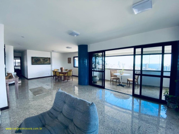 Imóvel com 4 Quartos à Venda, 244 m² em Pituba - Salvador