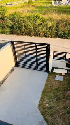 Imagem Sobrado com 3 Quartos à Venda, 115 m² em Lisboa Iii - São José Imagem Sobrado com 3 Quartos à Venda, 115 m² em Lisboa Iii - São José