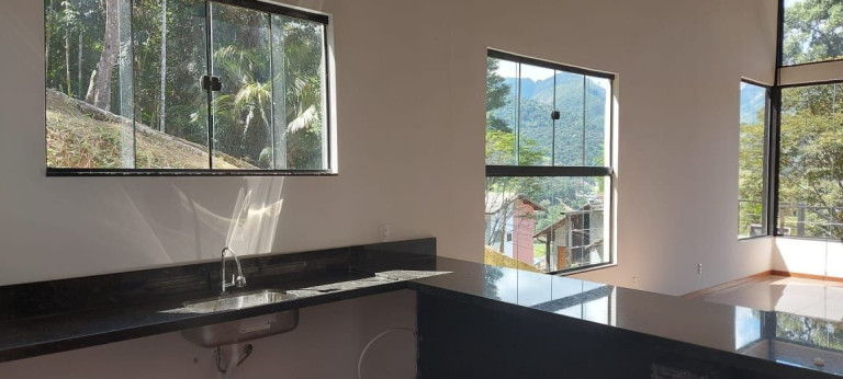 Imagem Casa com 3 Quartos à Venda, 134 m² em Vargem Grande - Teresópolis Imagem Casa com 3 Quartos à Venda, 134 m² em Vargem Grande - Teresópolis