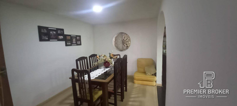 Imagem Casa com 4 Quartos à Venda, 230 m² em Bom Retiro - Teresópolis
