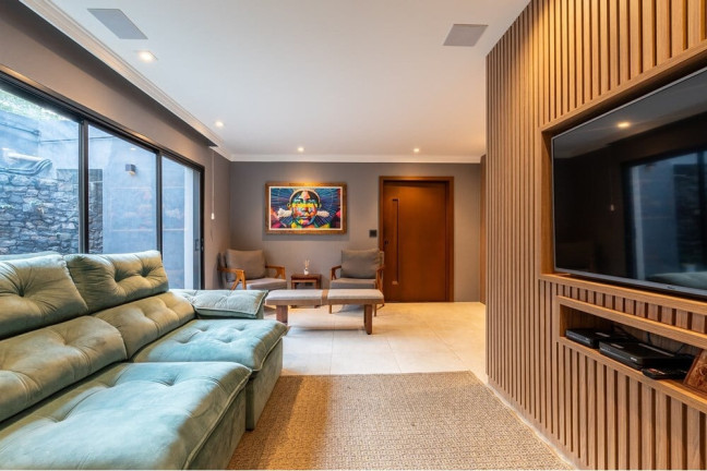 Casa com 3 Quartos à Venda, 381 m² em Planalto Paulista - São Paulo
