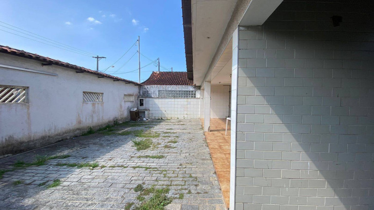 Imagem Casa com 3 Quartos à Venda, 250 m² em Mirim - Praia Grande Imagem Casa com 3 Quartos à Venda, 250 m² em Mirim - Praia Grande