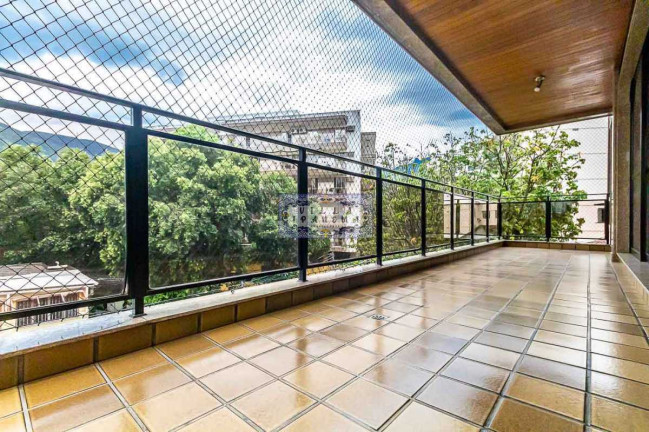 Imagem Apartamento com 4 Quartos à Venda, 220 m² em Tijuca - Rio De Janeiro Imagem Apartamento com 4 Quartos à Venda, 220 m² em Tijuca - Rio De Janeiro