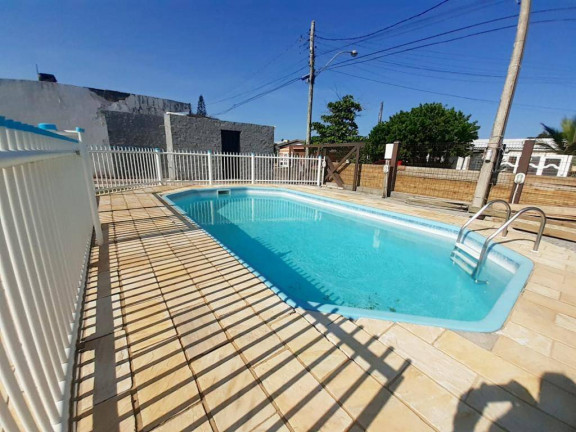 Casa com 4 Quartos à Venda, 120 m² em Xangri-lá