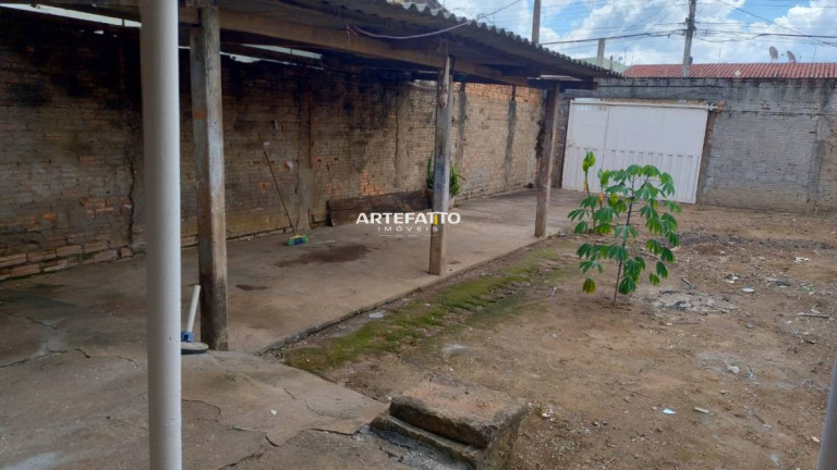 Imagem Casa com 1 Quarto à Venda, 200 m²
