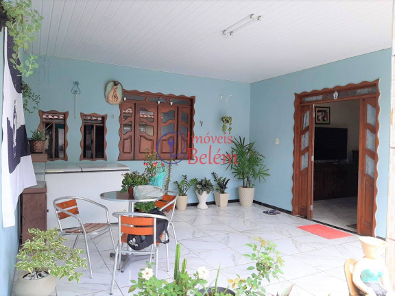 Casa com 3 Quartos à Venda,  em Coqueiro - Ananindeua