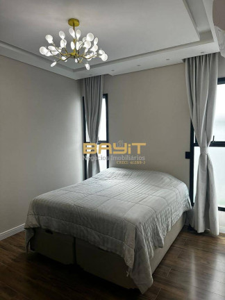 Imagem Casa com 3 Quartos à Venda, 360 m² em Jardim Novo Mundo - Jundiaí Imagem Casa com 3 Quartos à Venda, 360 m² em Jardim Novo Mundo - Jundiaí