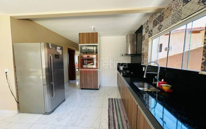 Imagem Casa de Condomínio com 3 Quartos à Venda, 400 m² em Peró - Cabo Frio