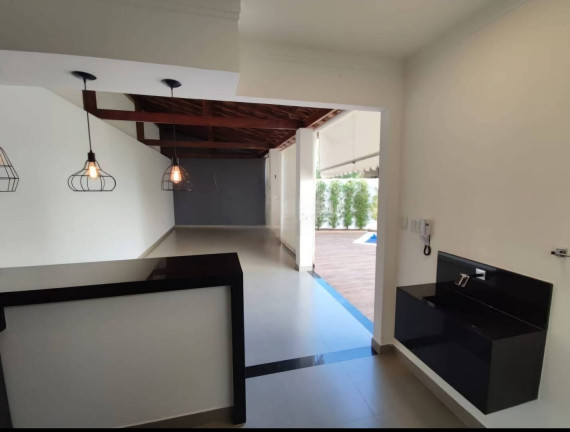 Imagem Casa com 3 Quartos à Venda, 340 m² em Centro - São João Da Boa Vista Imagem Casa com 3 Quartos à Venda, 340 m² em Centro - São João Da Boa Vista