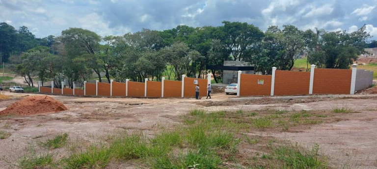 Imagem Chácara à Venda, 450 m² em Chácaras Luzitana - Hortolândia Imagem Chácara à Venda, 450 m² em Chácaras Luzitana - Hortolândia