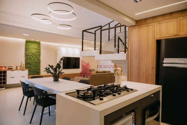 Imagem Casa com 3 Quartos à Venda, 309 m² em Dom Bosco - Itajaí