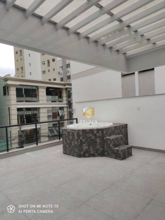 Imagem Sobrado com 3 Quartos à Venda, 220 m² em Centro - Balneário Camboriú Imagem Sobrado com 3 Quartos à Venda, 220 m² em Centro - Balneário Camboriú