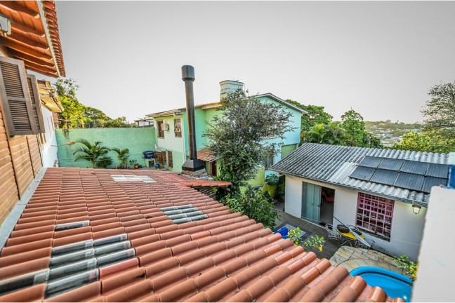Imagem Casa de Condomínio com 4 Quartos à Venda, 200 m² Imagem Casa de Condomínio com 4 Quartos à Venda, 200 m²