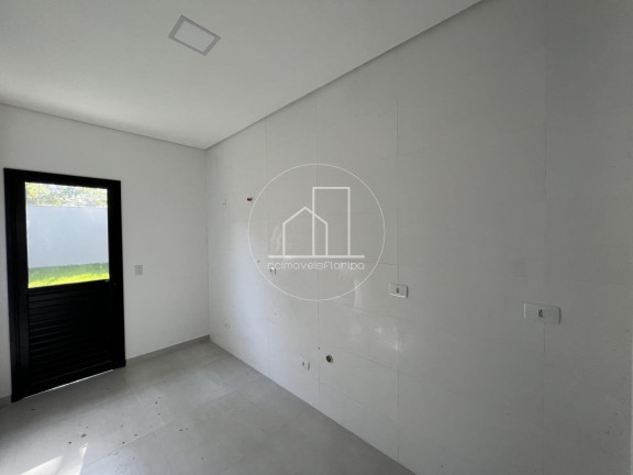 Imagem Casa com 2 Quartos à Venda, 150 m² em São João Do Rio Vermelho - Florianópolis