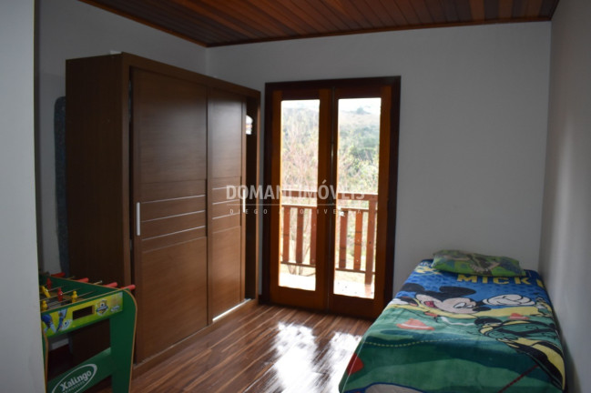 Imagem Casa com 4 Quartos à Venda, 212 m² em Região Do Vale Encantado - Campos Do Jordão