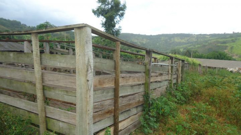 Imagem Fazenda à Venda, 60 m² em Azurita - Mateus Leme Imagem Fazenda à Venda, 60 m² em Azurita - Mateus Leme