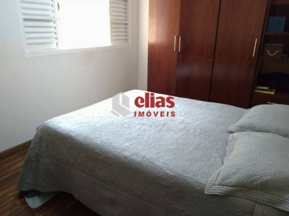 Imagem Casa com 3 Quartos à Venda, 171 m² em Jardim Estoril - Bauru Imagem Casa com 3 Quartos à Venda, 171 m² em Jardim Estoril - Bauru