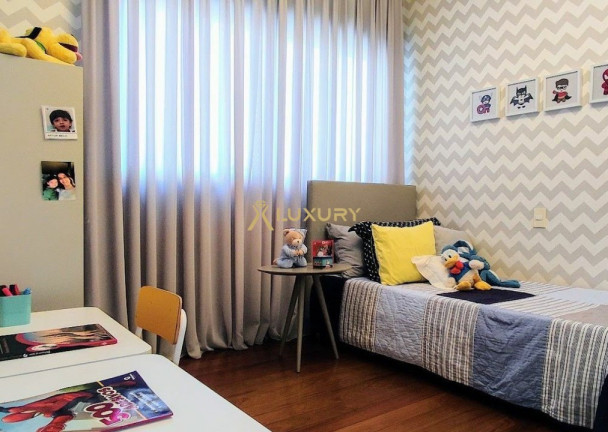 Imagem Imóvel com 4 Quartos à Venda, 200 m² em Lourdes - Belo Horizonte
