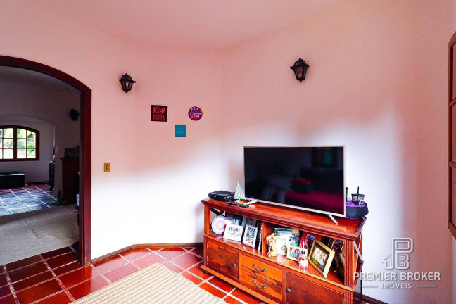 Imagem Casa com 4 Quartos à Venda, 187 m² em Golfe - Teresópolis Imagem Casa com 4 Quartos à Venda, 187 m² em Golfe - Teresópolis