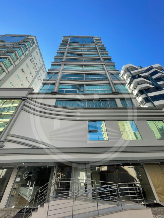 Apartamento com 3 Quartos à Venda, 105 m² em Meia Praia - Itapema